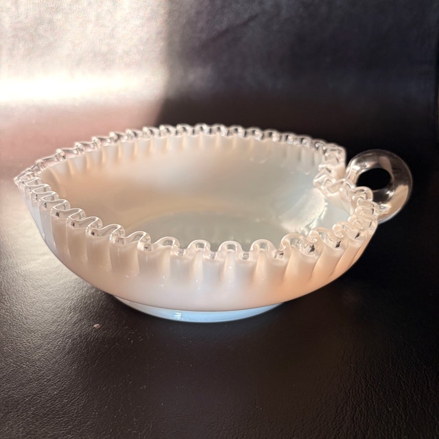 50s Fenton Milk Glass Silver Crest Heart Candy Trinket Dish - photo 2