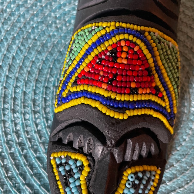 Beaded small wooden mask from Ghana - photo 5