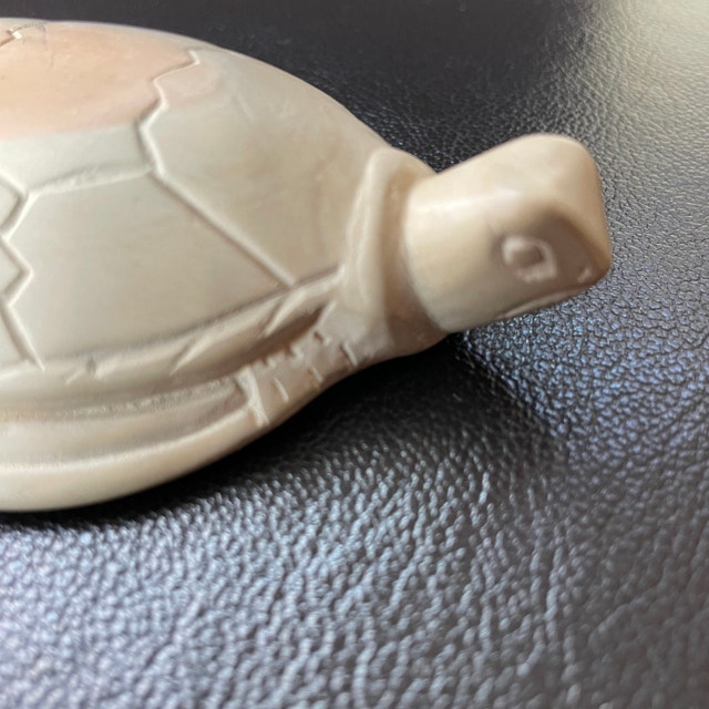 Hand Carved Kisii African Soapstone Turtle Figurine White Beige - photo 3