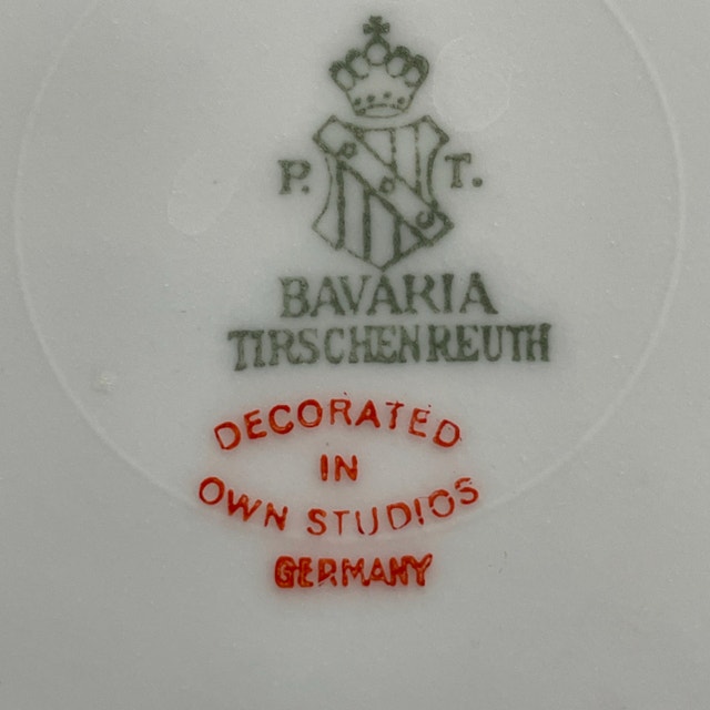 4 vintage German Porcelain Bavaria Tirschenreuth Dinner Plates - photo 4