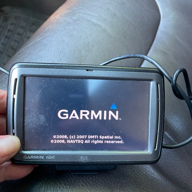 Garmin nuvi 850 GPS navigator