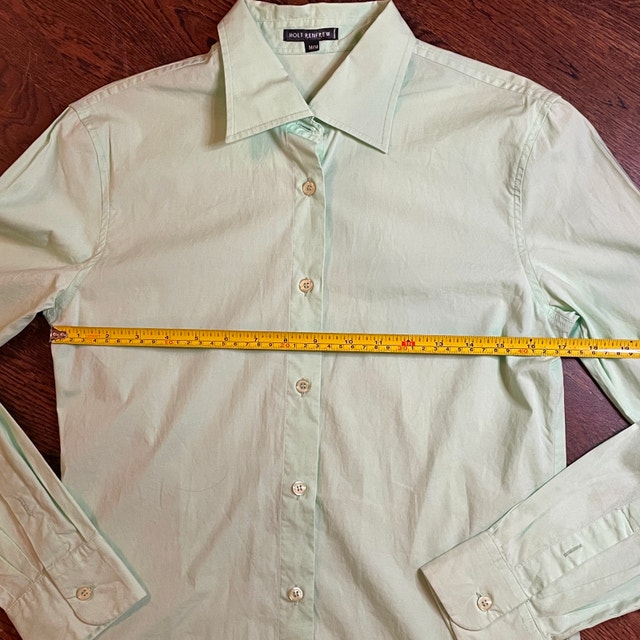 Holt Renfrew Pale Green Button-down woman's shirt - Size Medium - photo 3