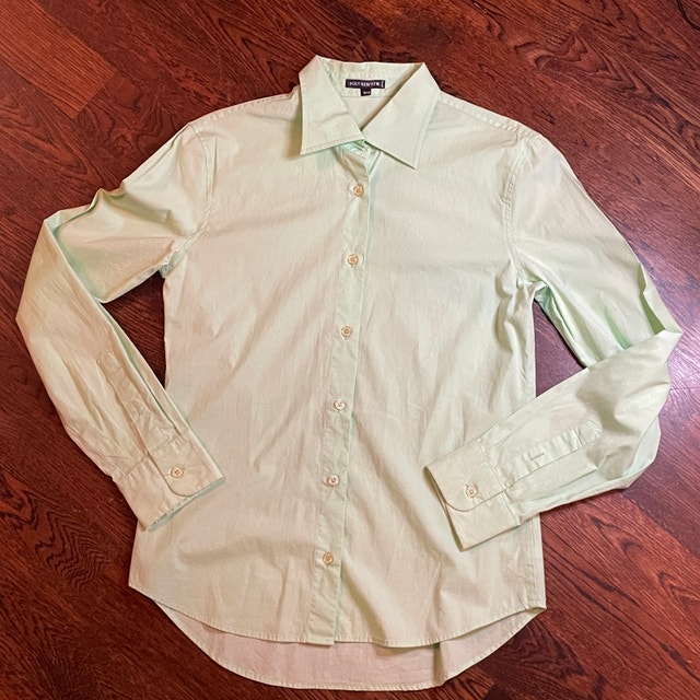 Holt Renfrew Pale Green Button-down woman's shirt - Size Medium - photo 5