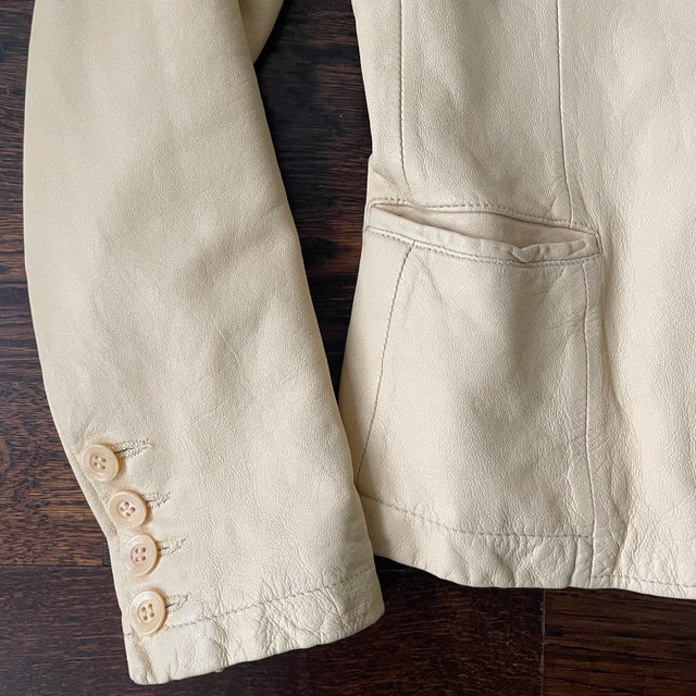 Vince Buttermilk Yellow Leather Blazer Jacket -Size 6 - photo 2