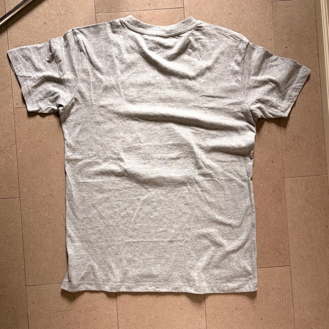 NEW Canada Men's Gray T-shirt -Small - photo 3