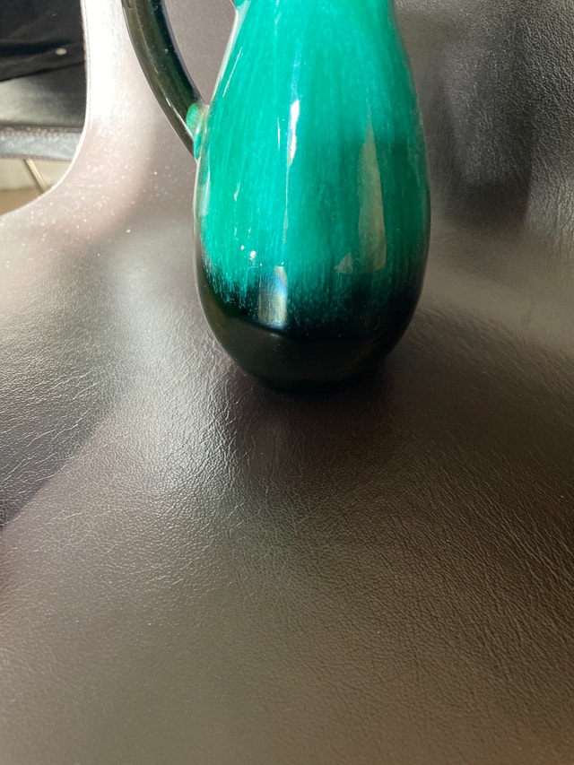 Vintage Blue Mountain Pottery Green Glaze Small Pitcher/Vase - photo 5