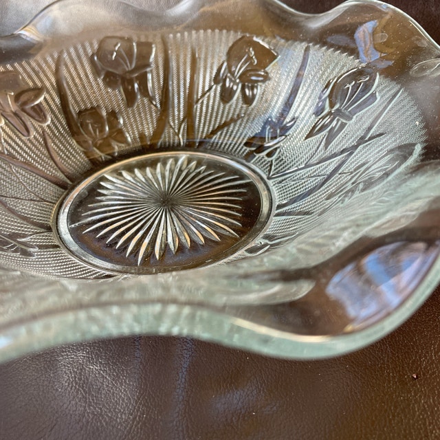 Vintage Depression Glass Ruffled Bowl-Iris & Herringbone - photo 4