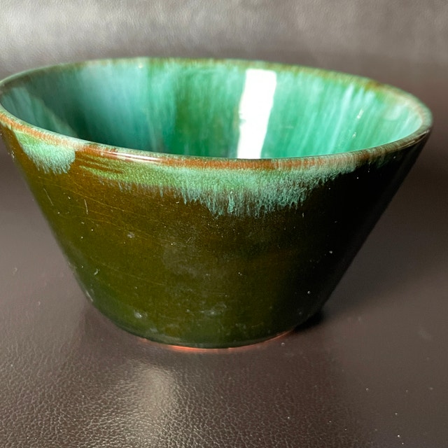 Vintage Blue Mountain Pottery BMP Teal Glazed Small Trinket Bowl - photo 3