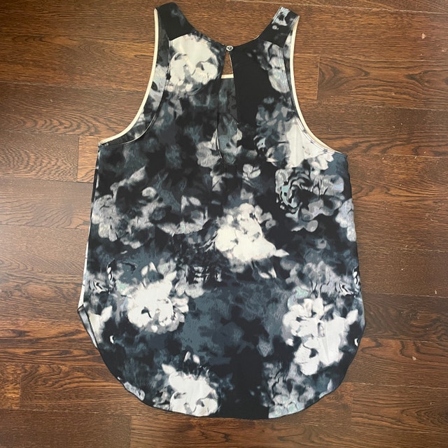 Aritzia Wilfred Black and White Floral Tunic Tank Top-Small - photo 3