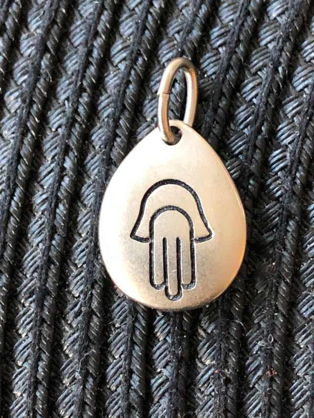 H. Stern Jewelry Hamsa and stars pendant charm - NEW in gift bag