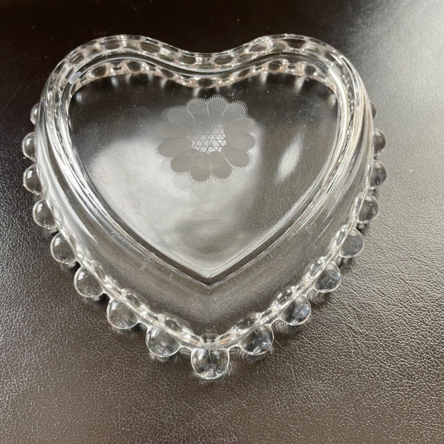 Vintage WJ Hughes Cornflower Candlewick Heart Candy Trinket Dish - photo 2