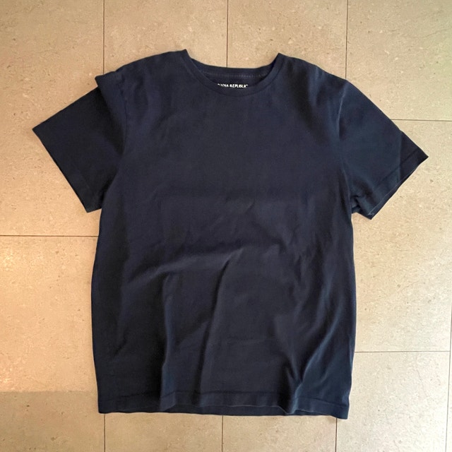 Banana Republic Navy Blue Men's 100% Supima Cotton T-shirt