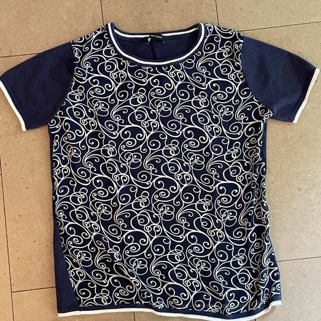Alison Sheri Navy Blue/White Abstract Print Short Sleeve Top-XS