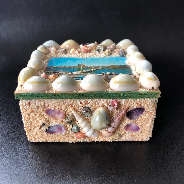 Vintage 50s trinket/jewelry box w/ picture Port Zadar Yugoslavia