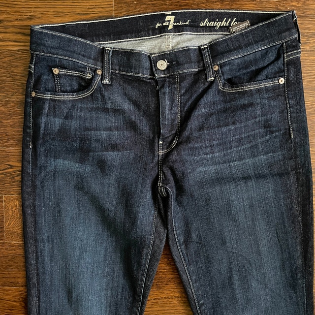 7 for all Mankind Woman's Dark Wash Jeans Straight Leg-Size 32 - photo 2