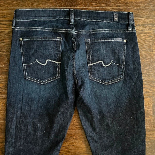 7 for all Mankind Woman's Dark Wash Jeans Straight Leg-Size 32 - photo 4