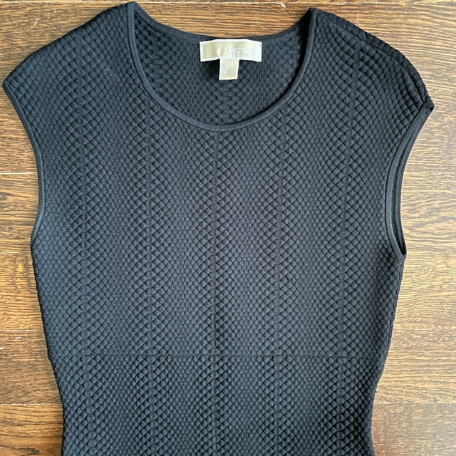 Stunning Michael Kors Black Textured Fabric Bodycon Dress-Small - photo 2