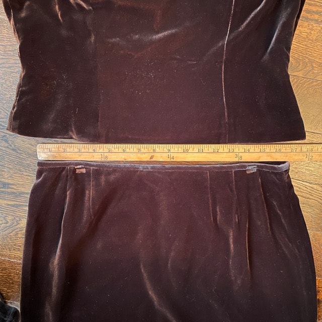 Luxury Albert Nipon Evening Brown Velvet Tank Top-Size 10 - photo 5