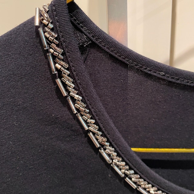 Gerry Weber Collection black jersey top w/ bead detail -Size 10 - photo 4