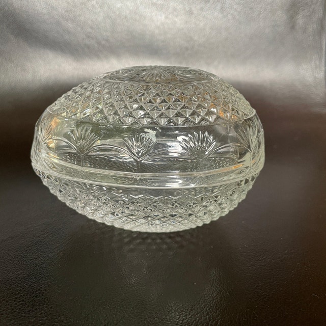 Vintage 70's Avon Fostoria Crystal Egg-Soap Trinket Candy Dish