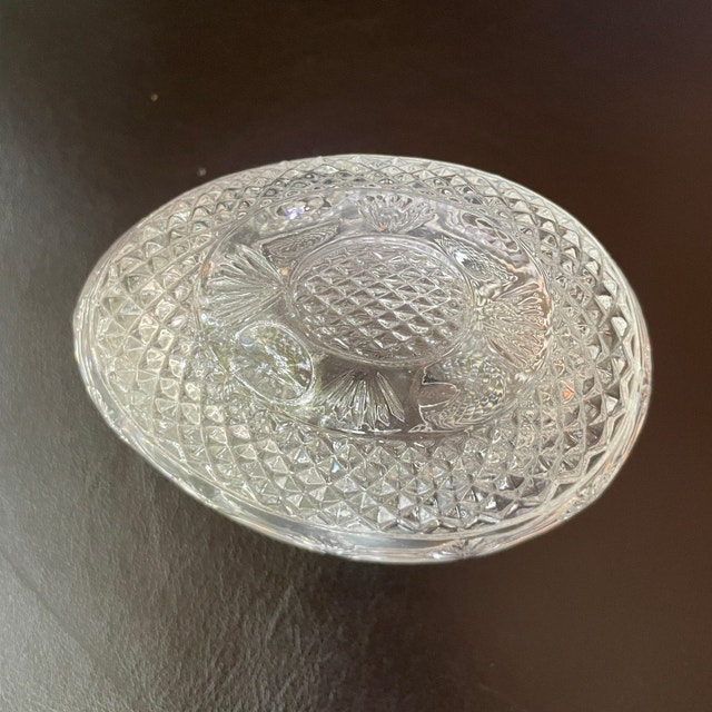 Vintage 70's Avon Fostoria Crystal Egg-Soap Trinket Candy Dish - photo 2