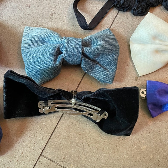 Bunch of hair bows, clips, bands - 17 pieces - photo 5