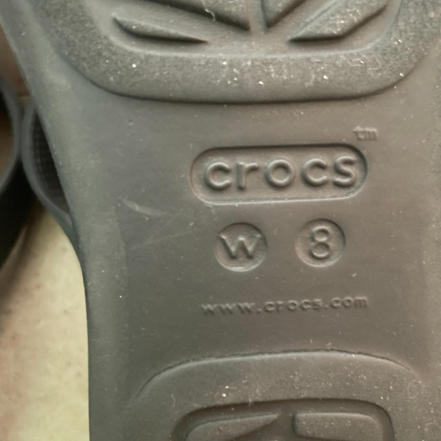 Crocs Black Getaway Strappy Sandals-Size 8 Wide - photo 5