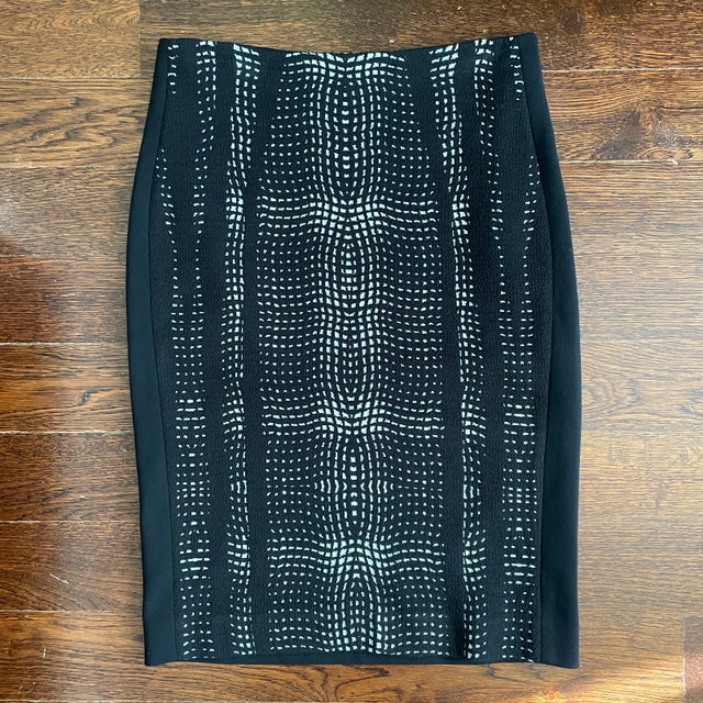 Diane Von Furstenberg Panel Marta Black/White Skirt - Sz 2