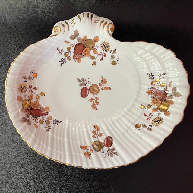 Vintage Hammersley & Co Bone China platter dish. Made in England