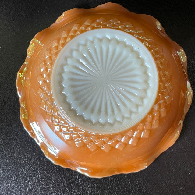 Vintage 50s Fire King Peach Lustre Swirl Pattern Fluted Bowl - photo 4