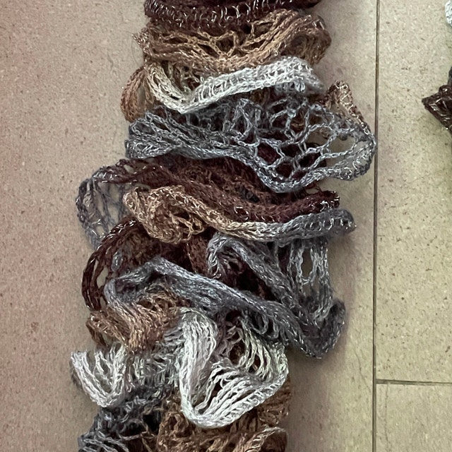 Curly spiral Lace Lightweight Boa Scarf - photo 3
