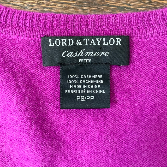Lord & Taylor purple V-neck 100% Cashmere Sweater-Small Petite - photo 2