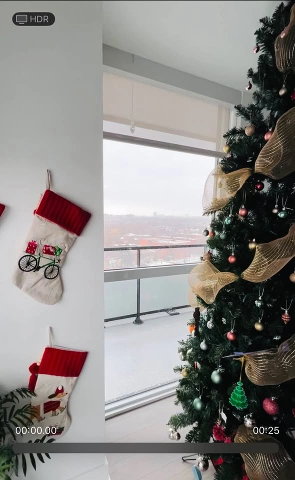 8.5ft Christmas Tree 🎄 includes all decor - photo 4