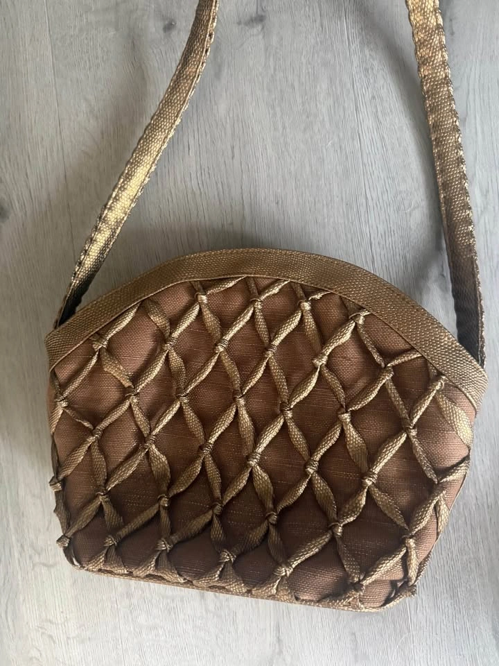 Gold Lattice Crossbody Bag - photo 2