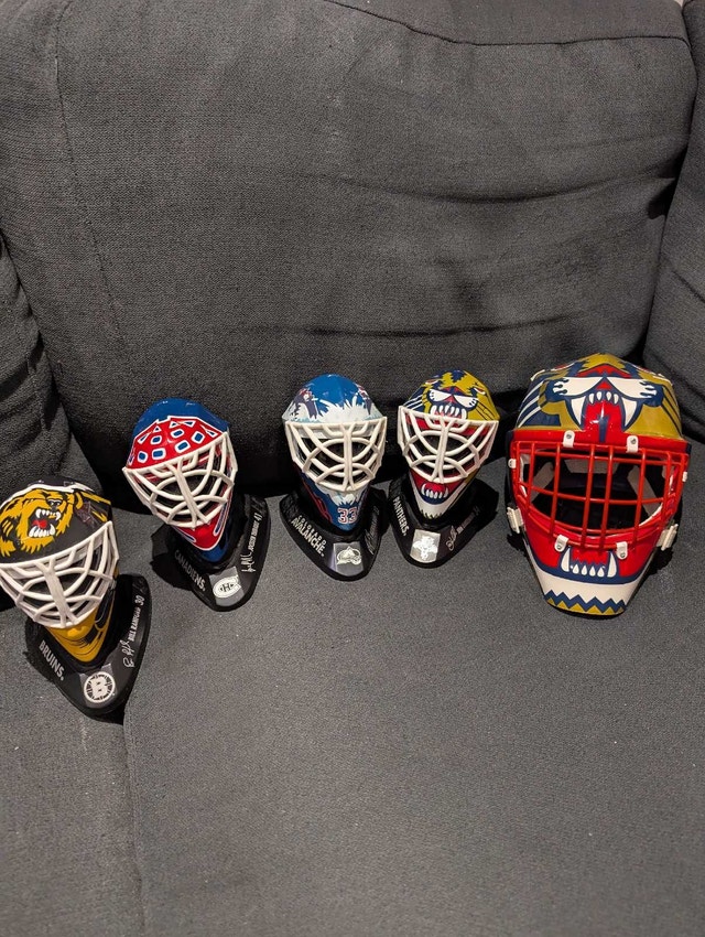 NHL Goalie Mask Collectibles - photo 3
