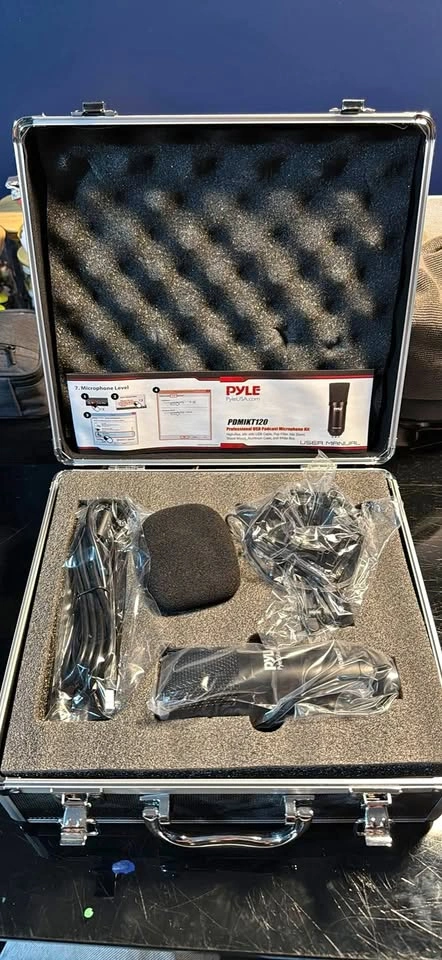 Pyle PDMIKT120 Professional USB Podcast Microphone Kit