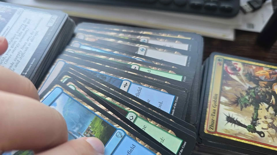 Magic: The Gathering Bulk Card Lot - Over 900 - photo 4