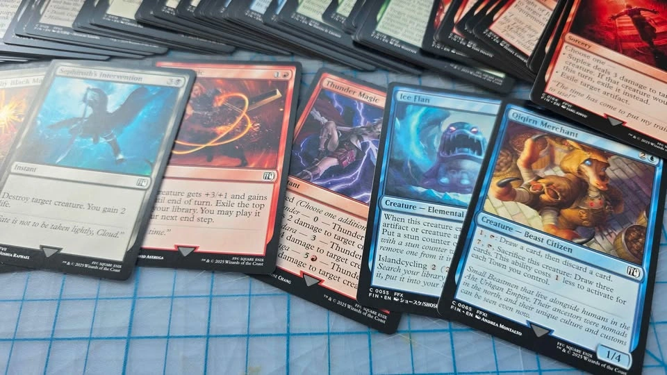 Magic: The Gathering Final Fantasy Card Lot - photo 3
