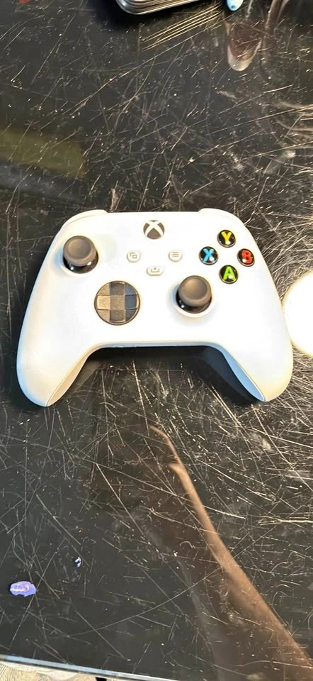 Microsoft Xbox Wireless Controller - Robot White
