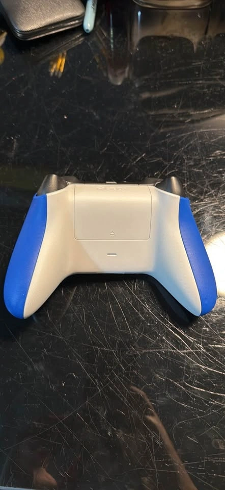 Microsoft Xbox Wireless Controller - Shock Blue - photo 2