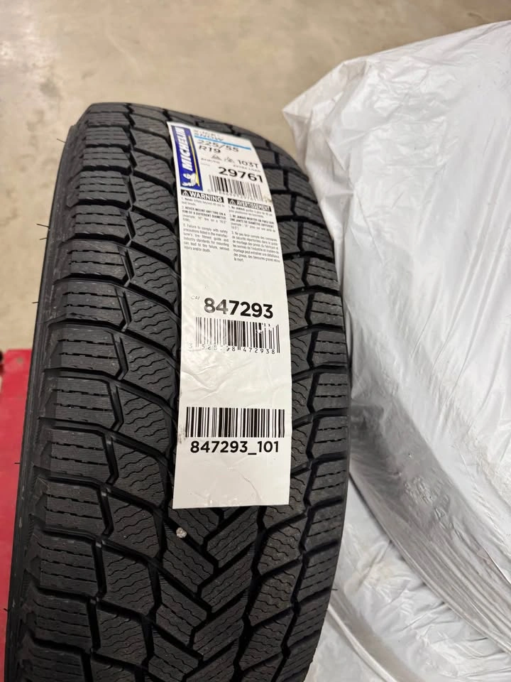 Set of 4 Michelin X-Ice Snow Tires 225/55 R19 - photo 2