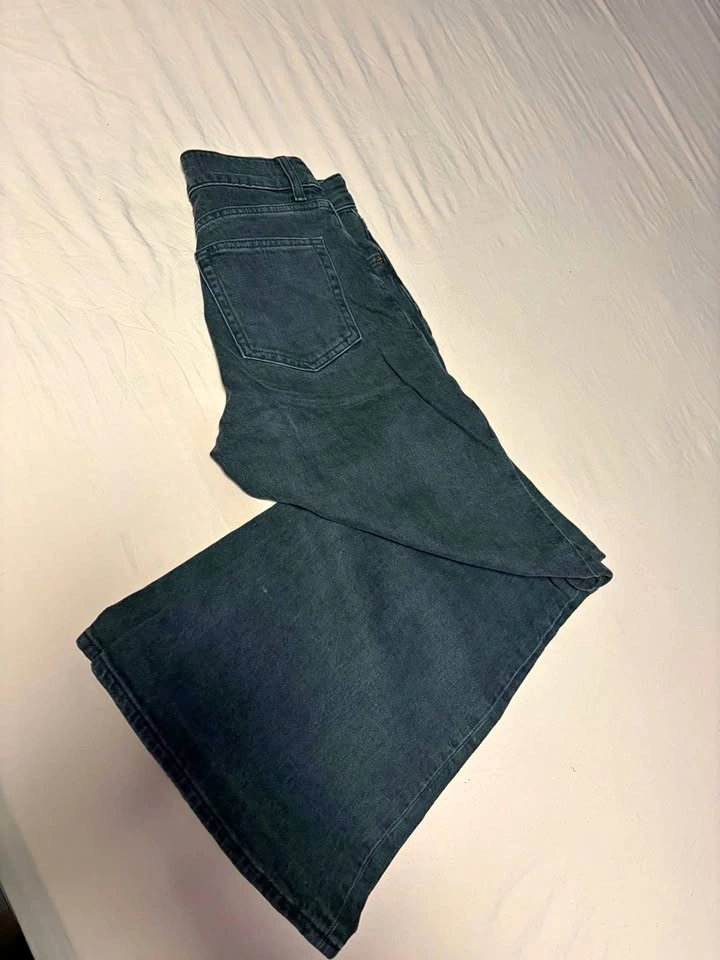 H&M Wide Leg Jeans