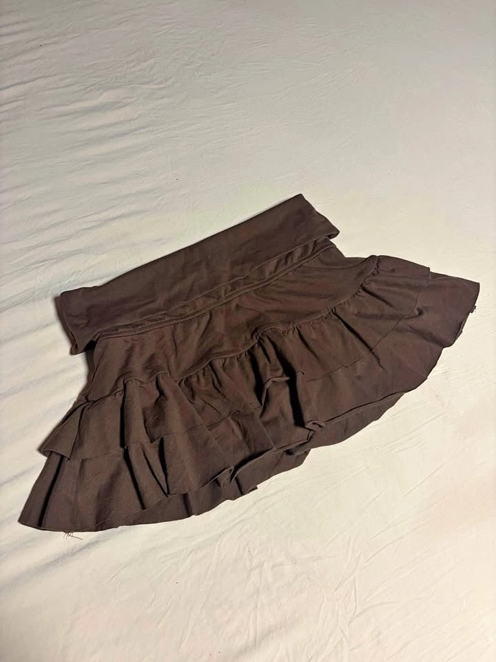 Brown Y2K mini skirt