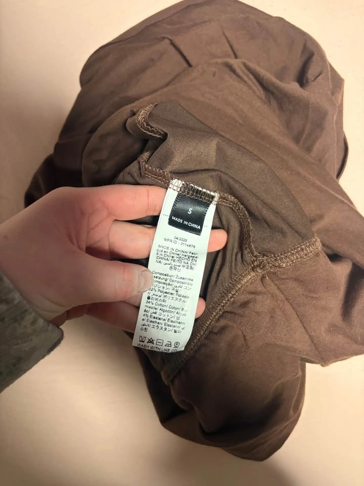 Brown Y2K mini skirt - photo 3