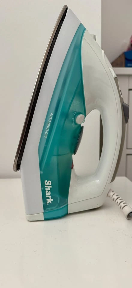 Shark Iron and Ironing Board - photo 2