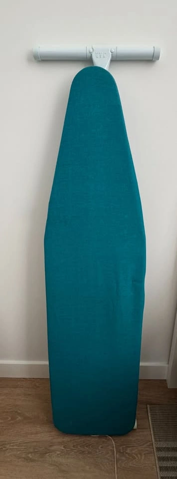 Shark Iron and Ironing Board - photo 3