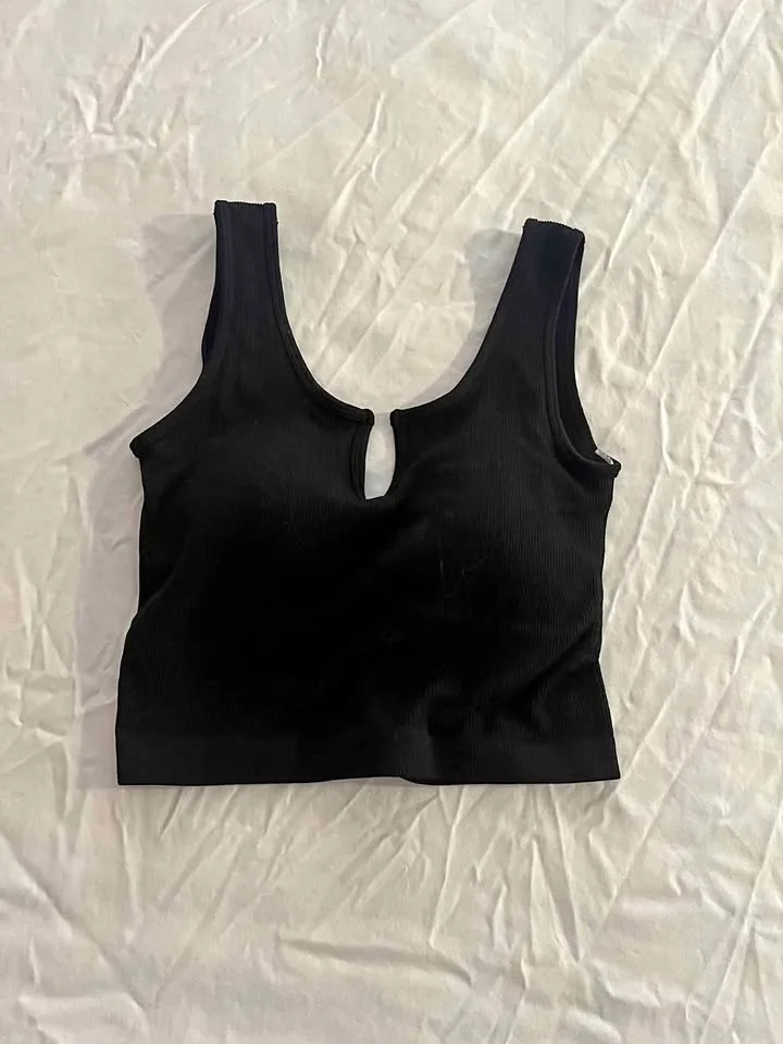 Cropped tank tops/shirts thumbnail