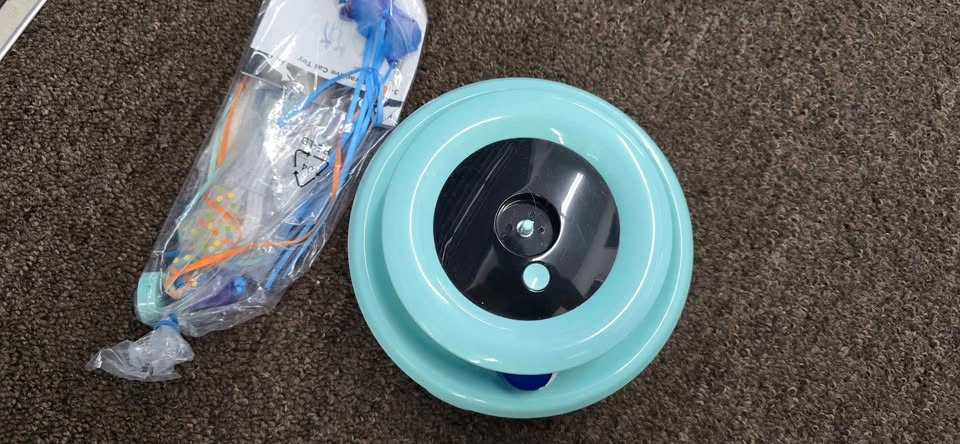 Assorted pet toys and supplies (bundle) - photo 3
