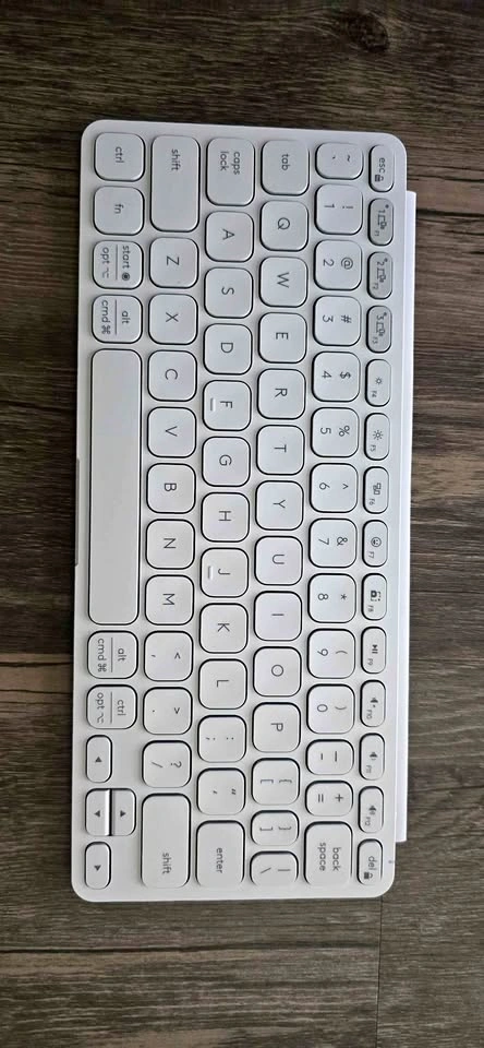 Logitech Keys-to-GO 2 Portable Bluetooth Tablet Keyboard