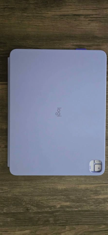Logitech Flip Folio Keyboard Case for iPad Pro/Air 13-inch - photo 2